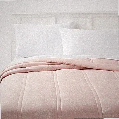 Full/Queen Lofty Microfiber Printed Comforter Light Pink/White Floral - Room