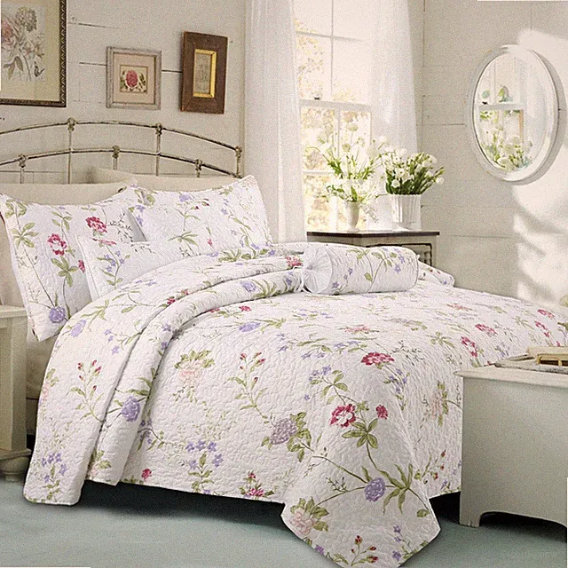 Lucie Light Pink Lavender Floral 3-Piece Quilt Set, Bedspread, Coverlet