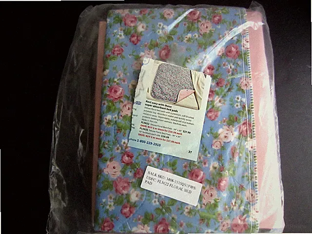 NEW Blue/Pink Floral Bed Pad Washable Waterproof Sealed 34" x 36"